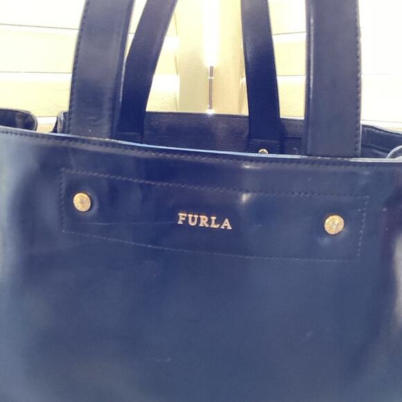 FURLA BLACK SIDE ZIP LEATHER TOTE - Picture 2 of 12